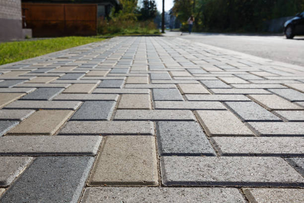 Best Affordable Driveway Paving  in Oak Grove, MS